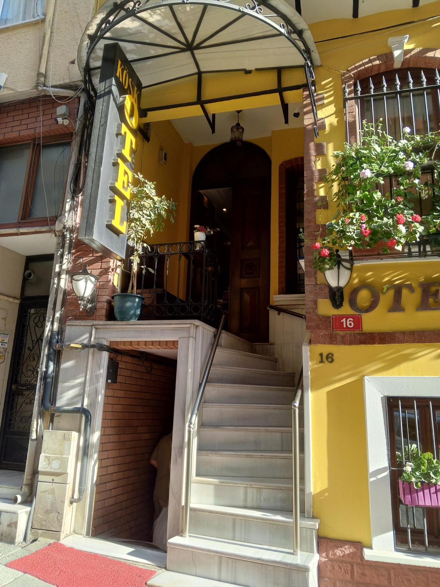 Kosk Hotel Kadikoy Istanbul Exteriör bild